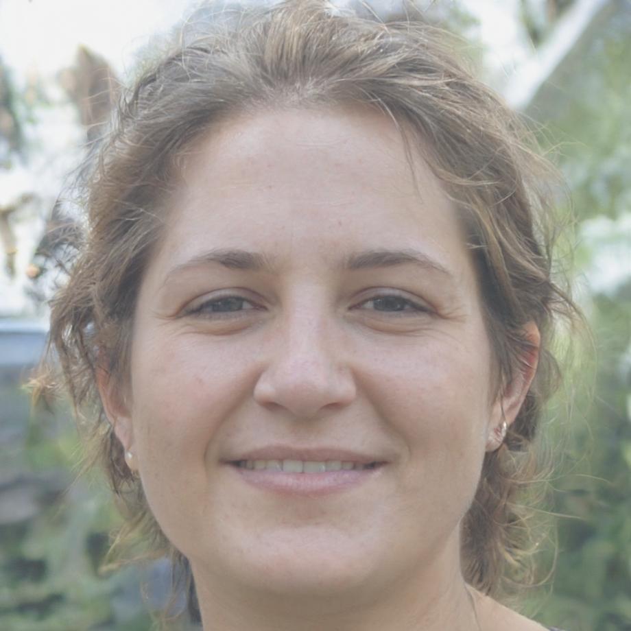 Finanzexpertin Sarah Müller